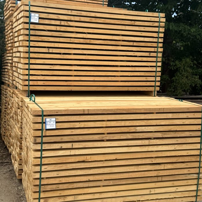 Akác fűrészáru kötegek / Robinia timber bundles