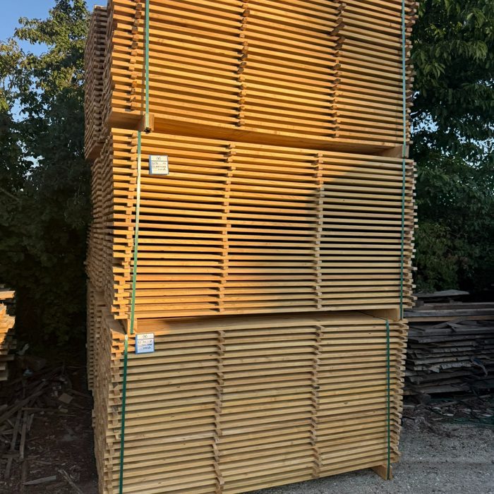 Kötegelt készáru / Bundled finished timber