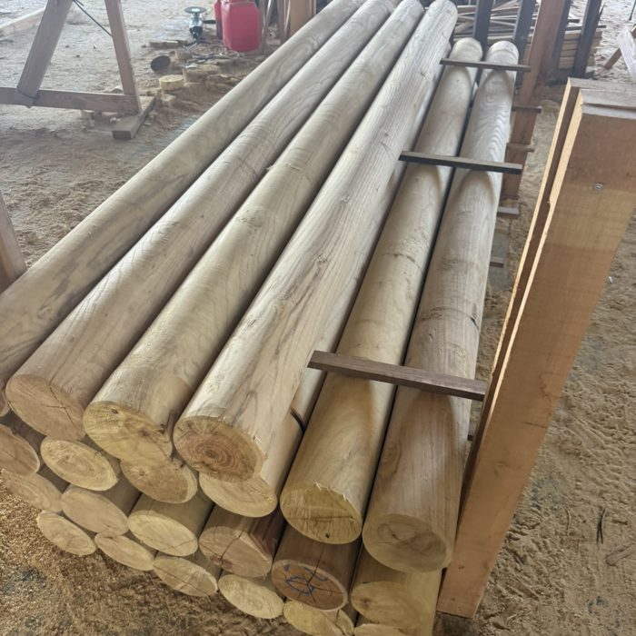 Akác oszlopköteg / Bundle of robinia posts