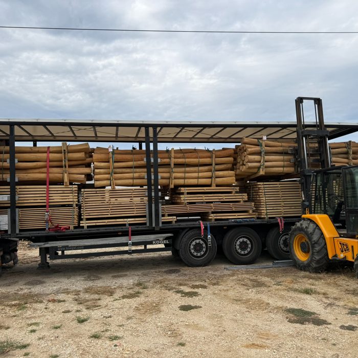 Szállításra kész rakomány / Load ready for transport